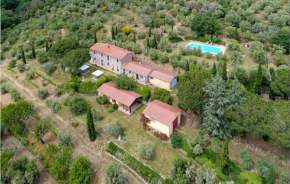 Stunning home in Cortona with Outdoor swimming pool, WiFi and 6 Bedrooms